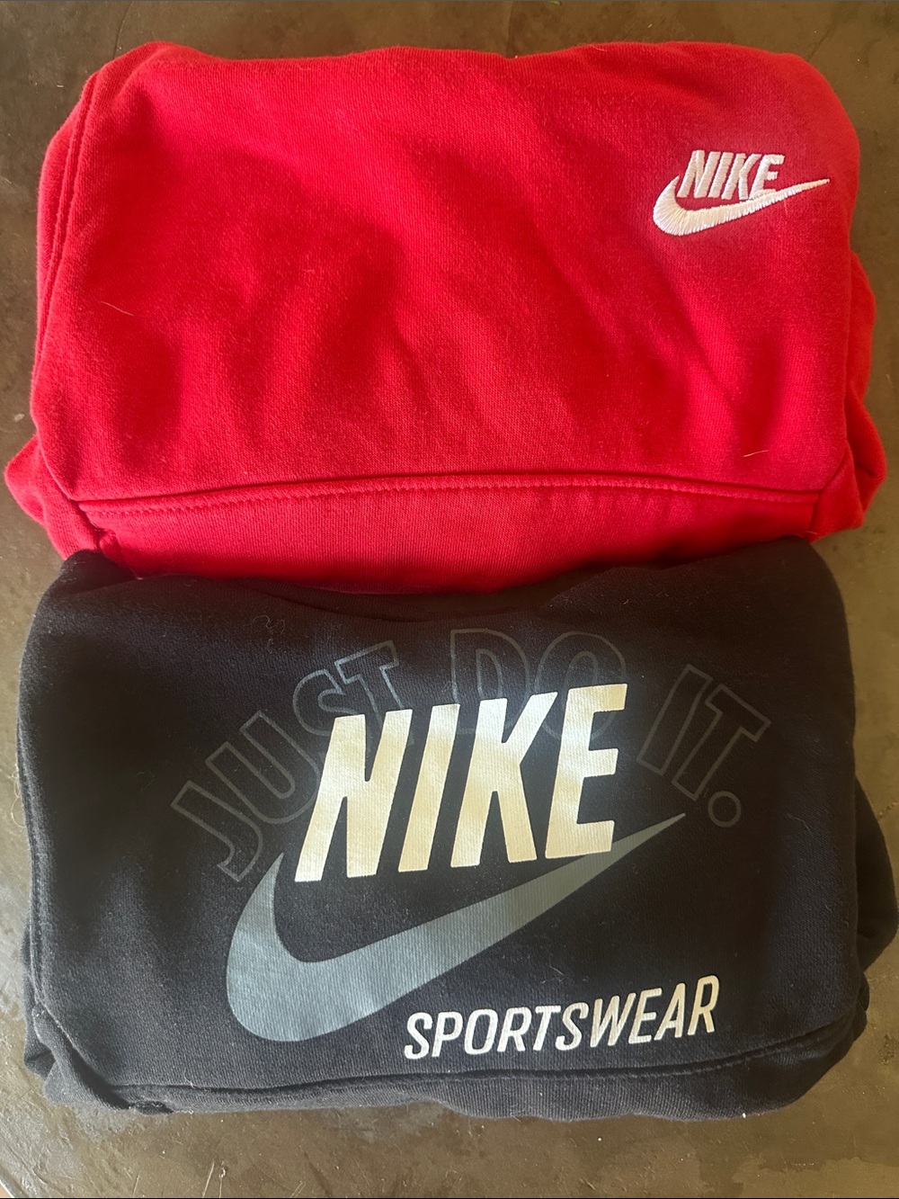 Nike Sweatshirts 2T , like new